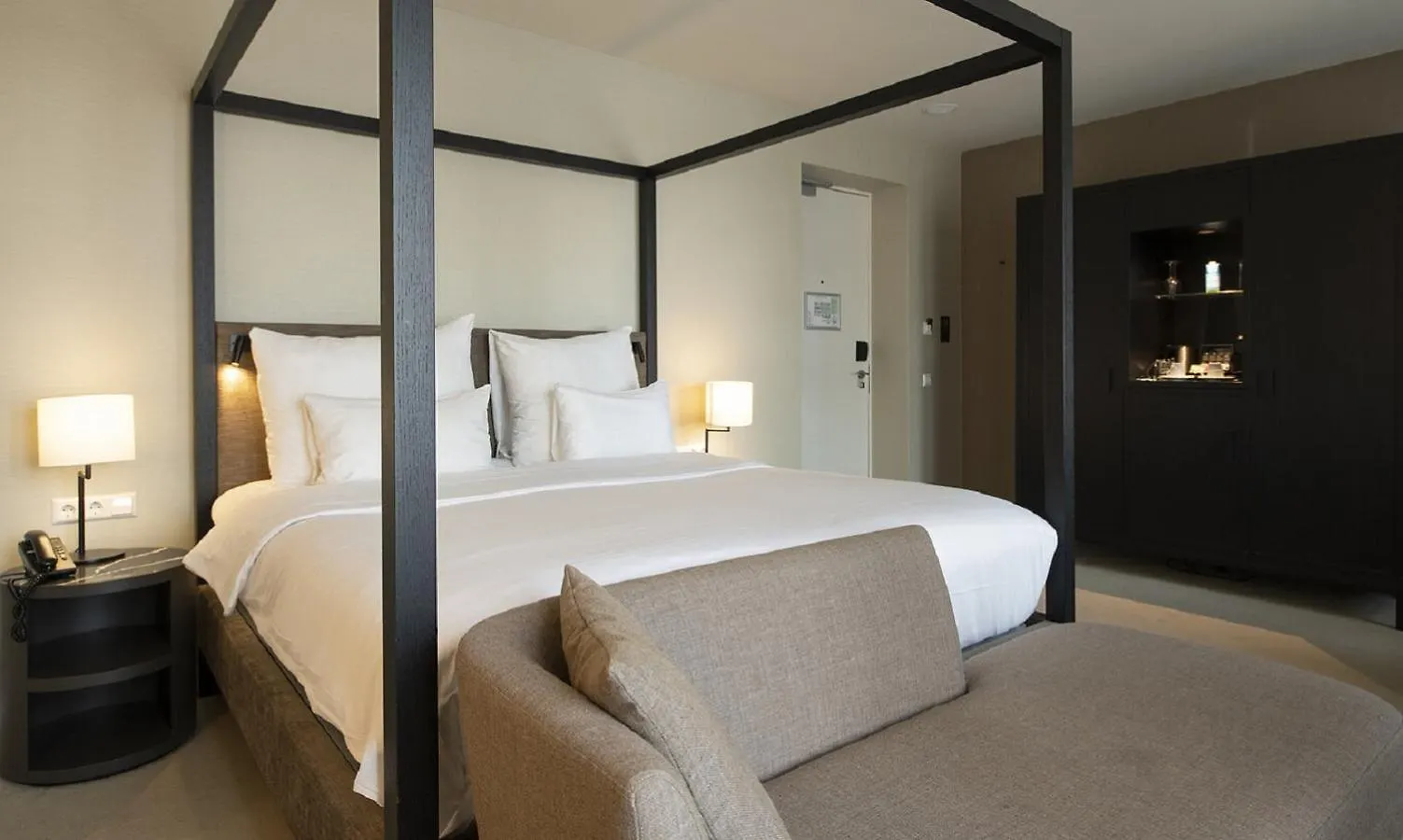 Pestana Amsterdam Riverside 5*,  オランダ