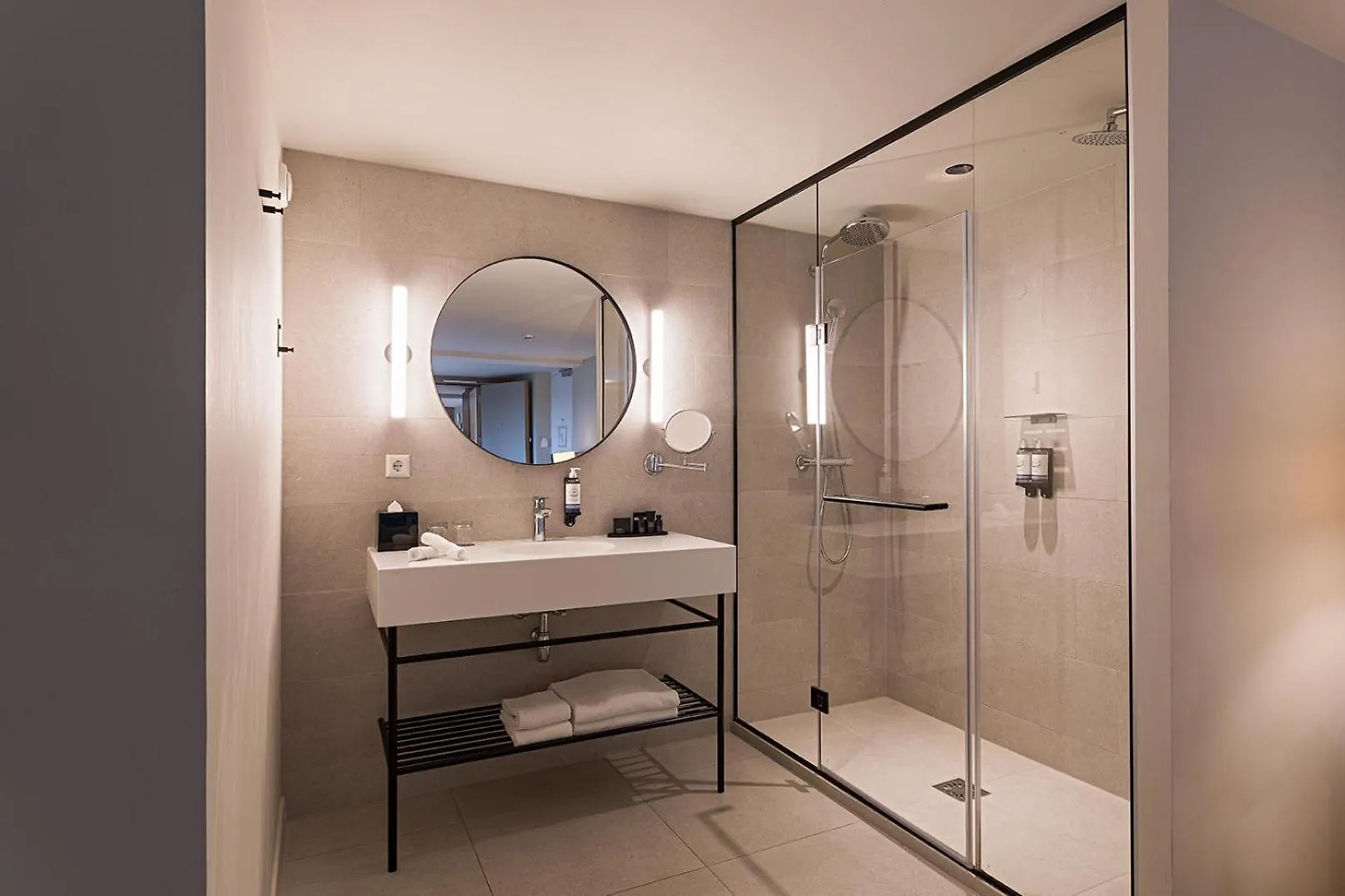 Otel Pestana Amsterdam Riverside